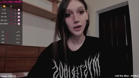 AYNEK        fansly  online show from 12.21.24