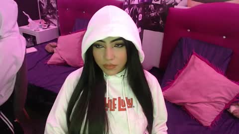 Aysel online show from 11.18.25