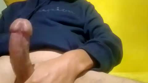 Snapshot of aytara chatting on 11.08.25 aytara online show from 11.08.25