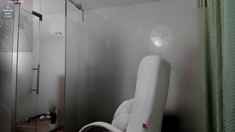 Ayumi online show from 11.12.25