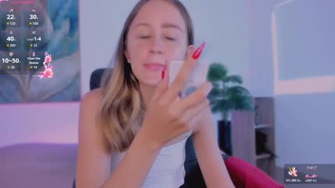 Snapshot of azahaara__ chatting on 02.12.26 azahaara__ online show from 02.12.26