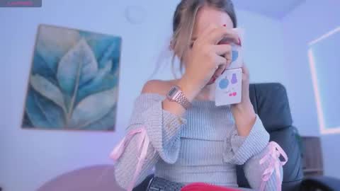 Snapshot of azahaara__ chatting on 02.22.26 azahaara__ online show from 02.22.26