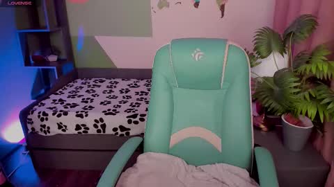 Azaliya online show from 11.05.25