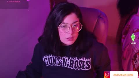 Snapshot of azamy_12 chatting on 10.13.25 Amanda online show from 10.13.25