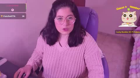 Snapshot of azamy_12 chatting on 11.05.25 Amanda online show from 11.05.25