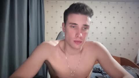 Snapshot of azazelmax chatting on 12.18.24 azazelmax online show from 12.18.24