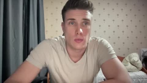 Snapshot of azazelmax chatting on 01.17.25 azazelmax online show from 01.17.25