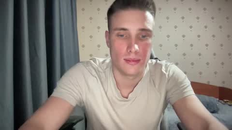 Snapshot of azazelmax chatting on 02.05.25 azazelmax online show from 02.05.25