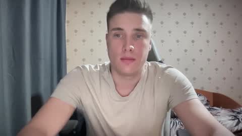 Snapshot of azazelmax chatting on 03.04.25 azazelmax online show from 03.04.25