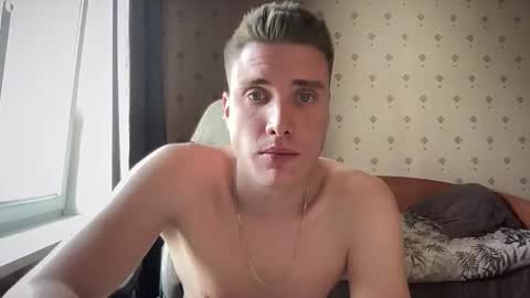 Snapshot of azazelmax chatting on 09.24.25 azazelmax online show from 09.24.25