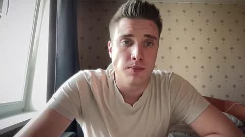 Snapshot of azazelmax chatting on 10.09.25 azazelmax online show from 10.09.25