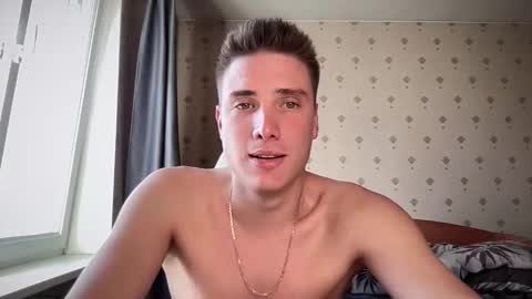 Snapshot of azazelmax chatting on 11.05.25 azazelmax online show from 11.05.25