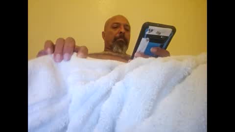 Snapshot of azcory chatting on 10.09.25 azcory online show from 10.09.25