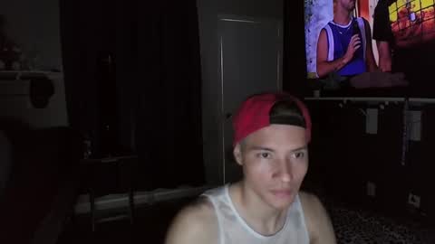 azell19 online show from 01.05.25