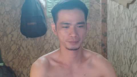 Snapshot of azn_philip chatting on 10.30.25 Philip online show from 10.30.25