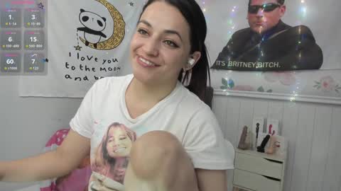 Azucena R online show from 12.12.24