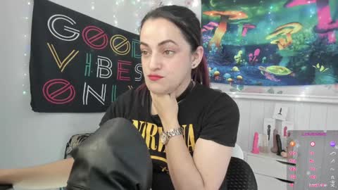 Azucena R online show from 12.13.24