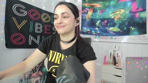 Azucena R online show from 12.13.24