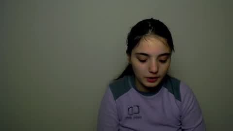 Snapshot of azumi_chan_ chatting on 10.24.25 azumi_chan_ online show from 10.24.25