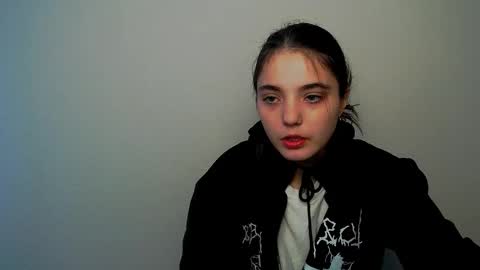 Snapshot of azumi_chan_ chatting on 10.26.25 azumi_chan_ online show from 10.26.25