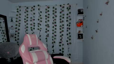 azumi saan online show from 09.11.25