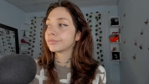 azumi saan online show from 11.09.25