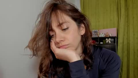 azumi saan online show from 02.04.26