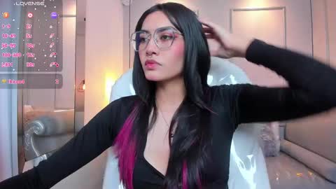 Azura online show from 10.20.25