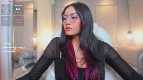 Snapshot of azurakindong chatting on 02.04.26 Azura online show from 02.04.26