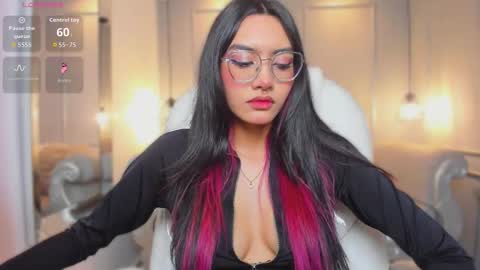 Snapshot of azurakindong chatting on 02.06.26 Azura online show from 02.06.26