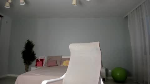 Monica online show from 11.13.25