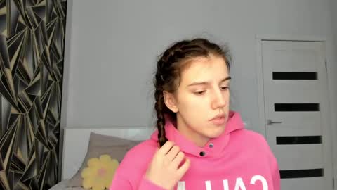 Monica online show from 04.22.26