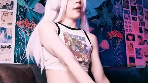 babe_moister online show from 10.25.25