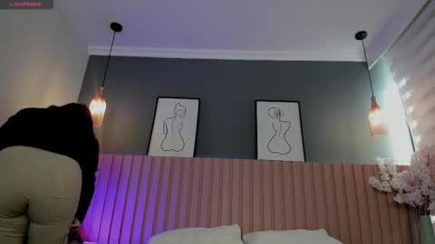 babe_sophiee online show from 10.05.25