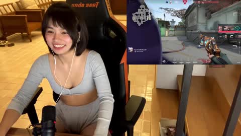 Snapshot of babiej_ chatting on 02.02.25 Jialyn online show from 02.02.25