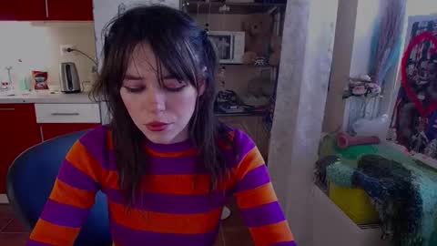 Snapshot of baby_ada chatting on 10.01.25 baby ada online show from 10.01.25