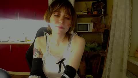 Snapshot of baby_ada chatting on 11.12.25 baby ada online show from 11.12.25