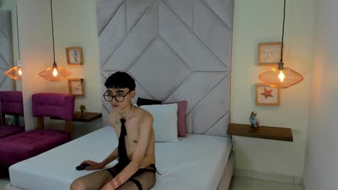 Snapshot of baby_ander chatting on 02.04.25 Ander online show from 02.04.25