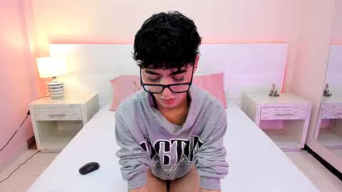 Snapshot of baby_ander chatting on 03.10.25 Ander online show from 03.10.25