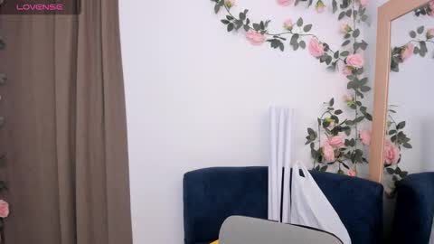 Snapshot of baby_ashly chatting on 10.08.25 baby ashly online show from 10.08.25