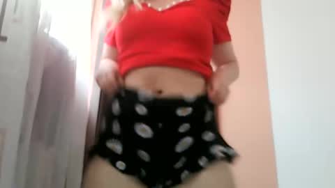 Snapshot of baby_blondee chatting on 03.29.26 Baby Blonde online show from 03.29.26