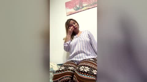 Snapshot of baby_blondee chatting on 04.19.26 Baby Blonde online show from 04.19.26
