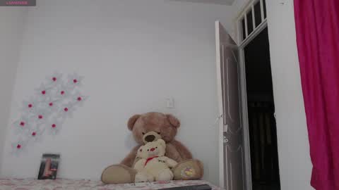 Snapshot of baby_candy22 chatting on 12.12.24 zaleya online show from 12.12.24