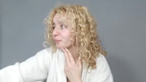 Snapshot of baby_doll91 chatting on 01.27.25 Babby Doll online show from 01.27.25