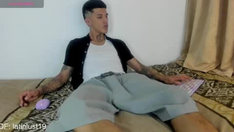 Snapshot of baby_gio chatting on 04.24.26 OF GxoXabs online show from 04.24.26