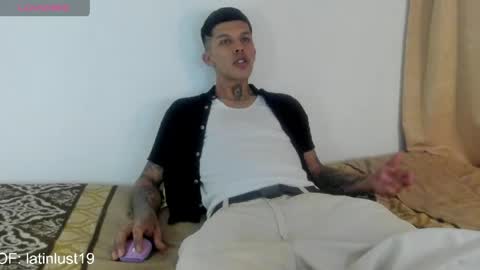 Snapshot of baby_gio chatting on 04.27.26 OF GxoXabs online show from 04.27.26