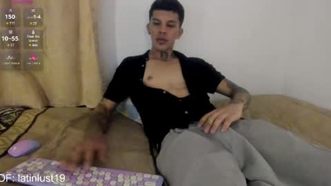 Snapshot of baby_gio chatting on 05.08.26 OF GxoXabs online show from 05.08.26