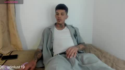 Snapshot of baby_gio chatting on 05.21.26 OF GxoXabs online show from 05.21.26