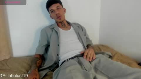 Snapshot of baby_gio chatting on 05.29.26 OF GxoXabs online show from 05.29.26