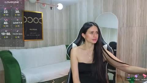 Snapshot of baby_lush_t chatting on 10.07.25 Bella online show from 10.07.25